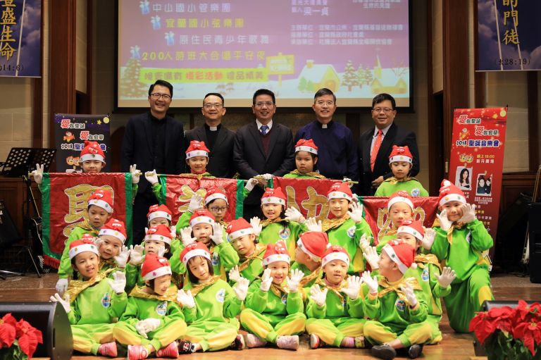 2018愛在聖誕音樂會23日在新月老樹廣場舉行