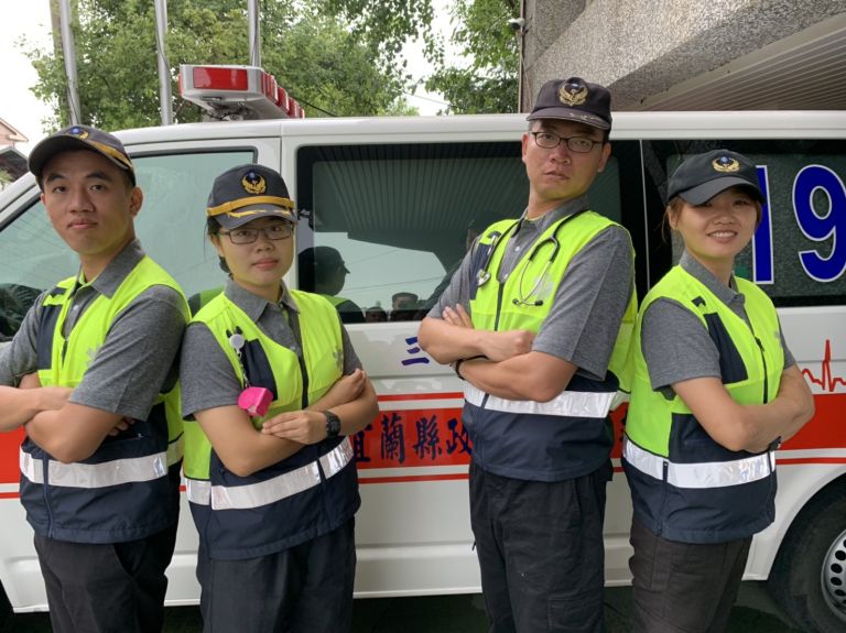 消防人員夏季換新裝    出勤穿POLO衫清涼又輕便