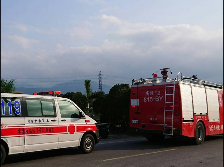 冬山鄉下火災燒死人? 原來是鹿埔公墓著火!