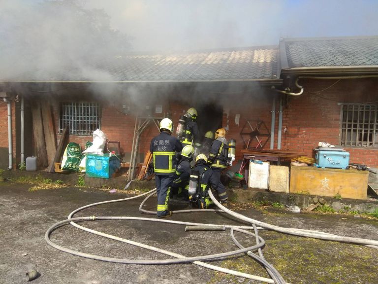 五結鄉復興三路發生火警  平房內部燒成灰燼