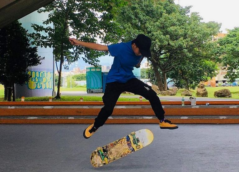 小敏將參加世界滑板賽．平時靠展望會支助