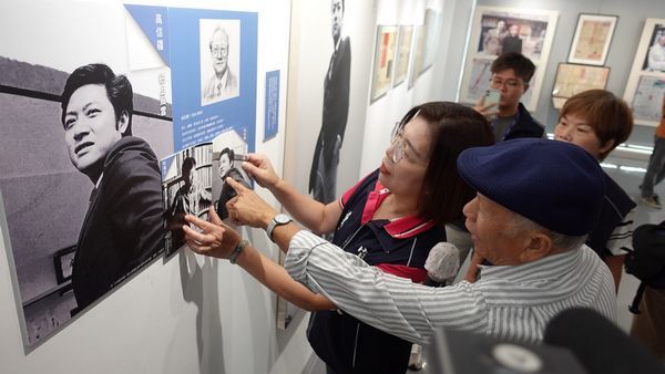 台灣故事館～高信疆《紙上風雲》& 阮義忠《映象之旅》