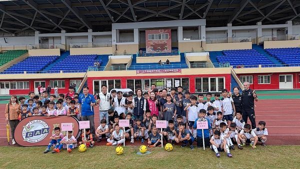 宜蘭市市長盃八人制足球賽．八隊角逐錦標