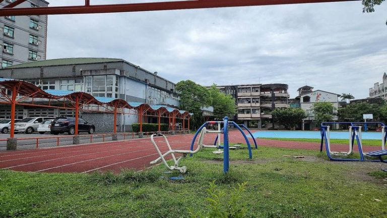 殺人未遂脫逃．新莊地區被捕．校園警報解除