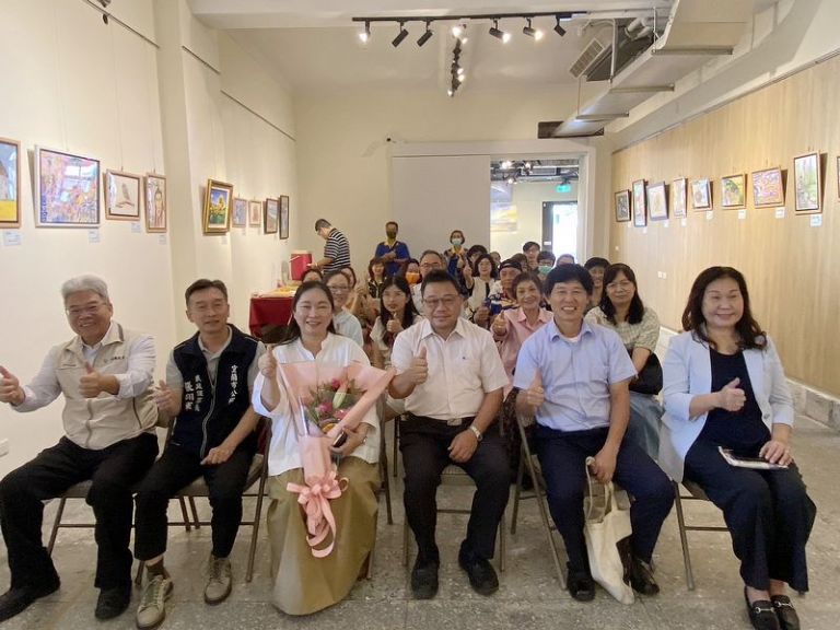 劉育君師生聯展～體驗藝術的變幻無窮