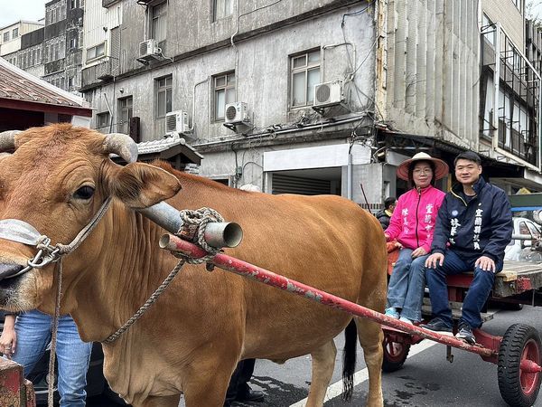 五榖廟鞭春牛活動～開光．遶境．摸彩盛大舉行【影音新聞】