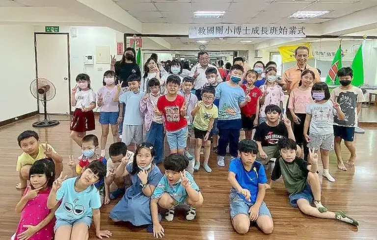 小博士開課囉～暑假才藝滿滿．放假快樂學習