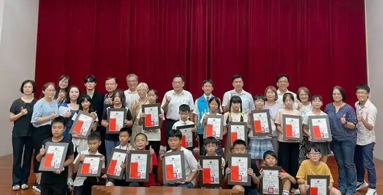 礁溪語文小將展才華．文筆童聲競風華