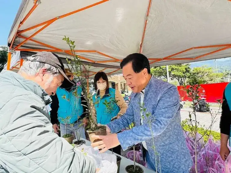 發票換樹苗．頭城植樹愛心飄！