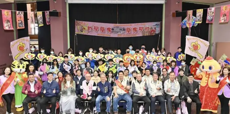 靈聖殿慈善功德會頒獎助學金，鼓勵宜蘭清寒學子【影音直播】