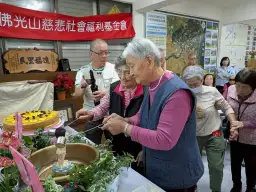 感念娘親情深重．浴佛祈福謝母恩