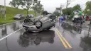 宜蘭員山天雨路滑釀事故．小客車失控撞兩車