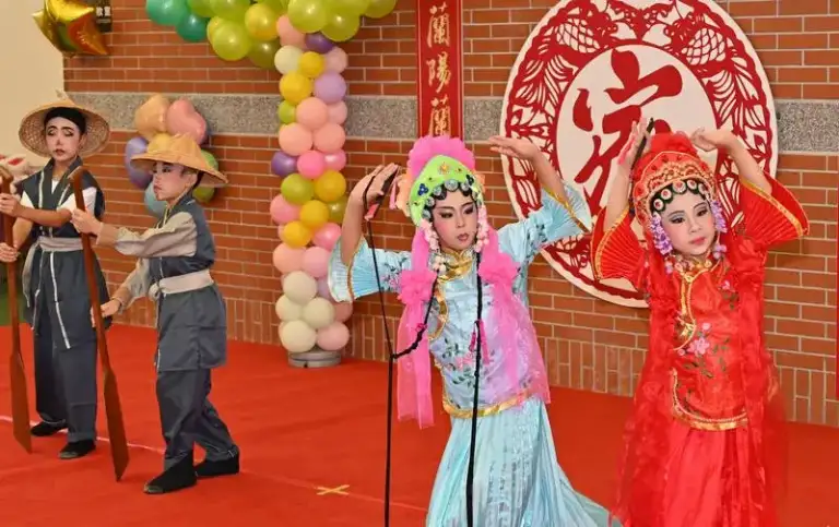 台美文化交流之家～琉璃珠串情誼．歌仔戲展魅力