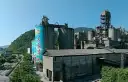 檢調大動作搜索～信大水泥交易涉弊案．林姿妙兒子百萬交保