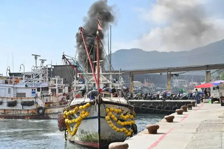 頭城大溪漁港～拍賣有節奏、互動有知識．漁港變教室、海味變學問