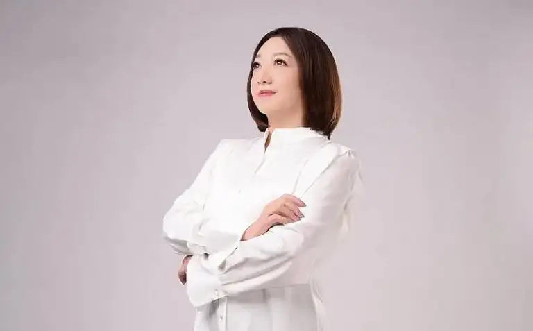 民眾黨徵召陳琬惠參選～藍白三角局成形．戰鼓響．初選未定．協調猶存