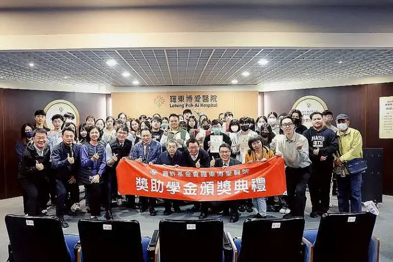 化缺陷為動能．多語言闖四方～政大生林翰獲羅東博愛醫院獎助學金肯定