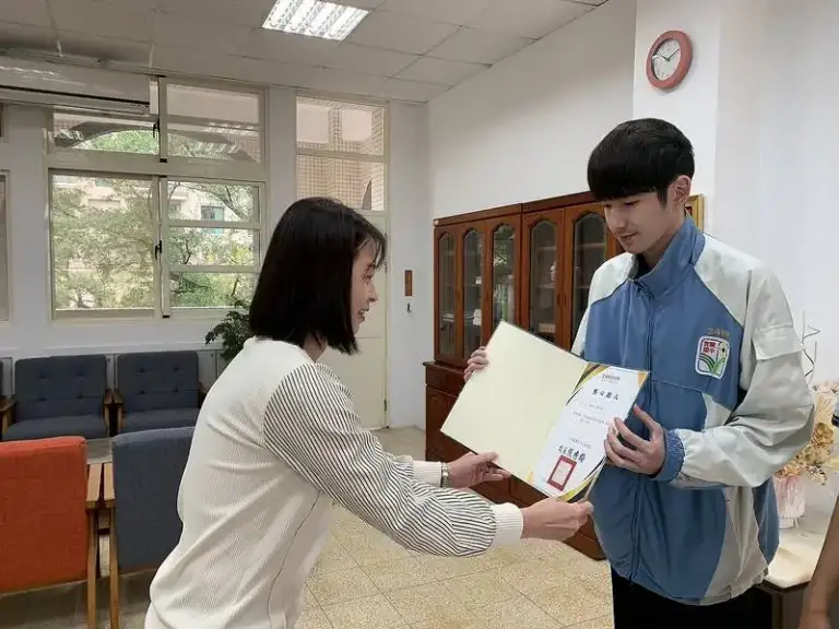 宜蘭國中學生見義勇為～主動救人獲公開表揚【影音新聞】