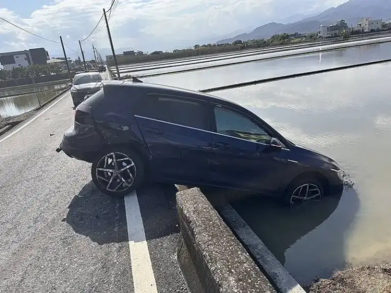 車潮湧現～國五控管嚴把關，路口停讓護安全