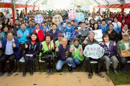 植樹節內城校園扎根～宜縣府攜手師生種樹推動淨零減碳