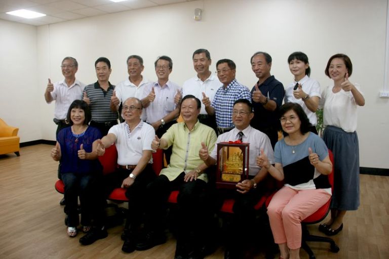 調解糾紛功在地方 林明宗獲陳金麟鎮長頒贈獎座【影音新聞】