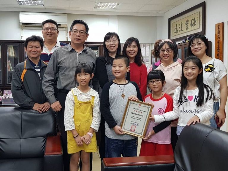 公正國小拍攝最接近天堂的小孩 榮獲身心障礙者影展特別獎