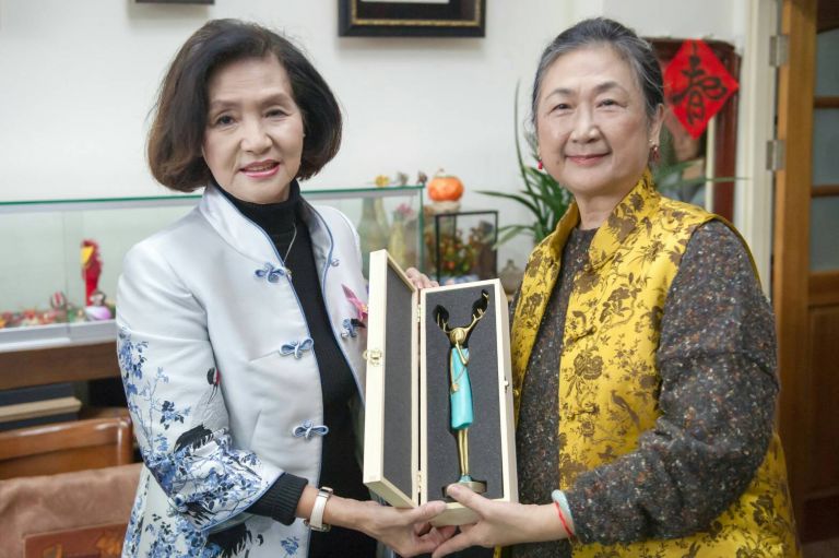 陳惠美老師獲認定:纏花工藝人間國寶 林姿妙縣長親往祝賀