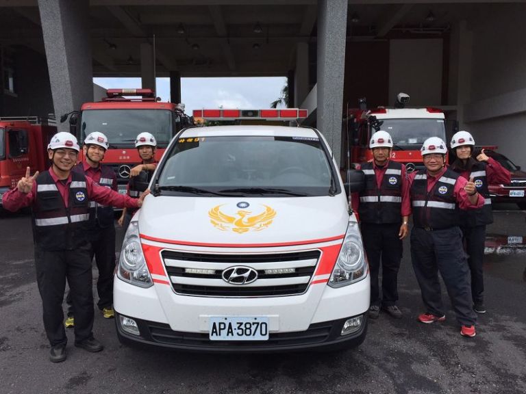 消防局購買安全救護頭盔供外勤人員使用