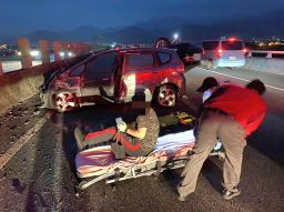 國道五號車禍兩車5人傷 其中一名傷者是孕婦【影音新聞】