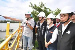 視察五結防潮閘門整備作業 林姿妙縣長感謝防汛人員辛勞