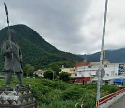 拆屋還地劍拔弩張 南澳鄉公所拓寬水防道路遇阻力