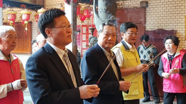 陳金德努力施政  祈求神明相助  議員也開砲【影音新聞】