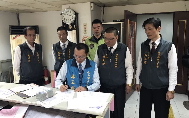 國民黨礁溪鄉長提名登記  游三郎搶頭香【影音新聞】