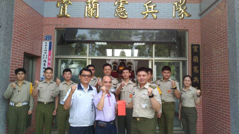 私立聖德慈善機構『端節勞軍』 ~ 溫馨感人『軍愛民、民敬軍』