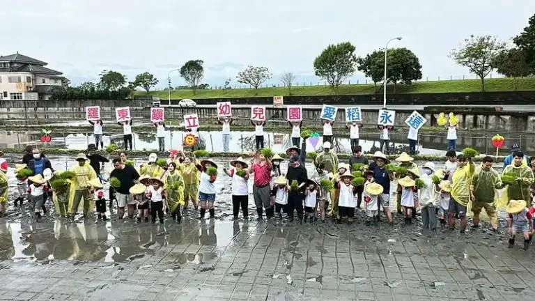 羅東鎮公所推土地公春遊與食農教育～祈福健走、親子插秧熱鬧登場【影音新聞】