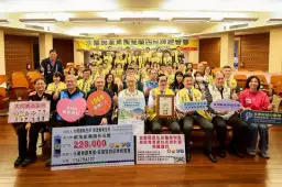 宜蘭原鄉交通送暖～永慶房產集團捐助長照接送助長者安心外出