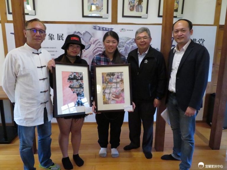 看展覽助弱勢 宜蘭家扶羅東校長宿舍舉辦實體畫展