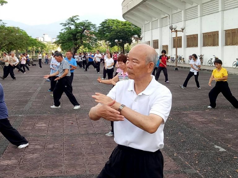 謝朝清開枝散葉展毅力    學員如沐春風樹成林  【影音新聞】