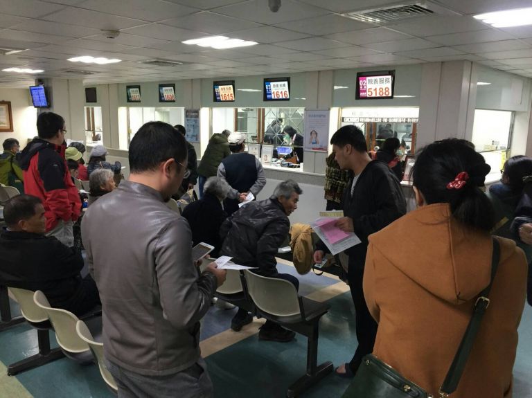 博愛醫院首創多元繳費  自動繳費機付款只要1分鐘