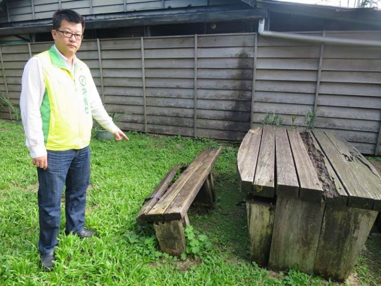 林業園區木製桌椅殘破不堪 林管處允諾修復