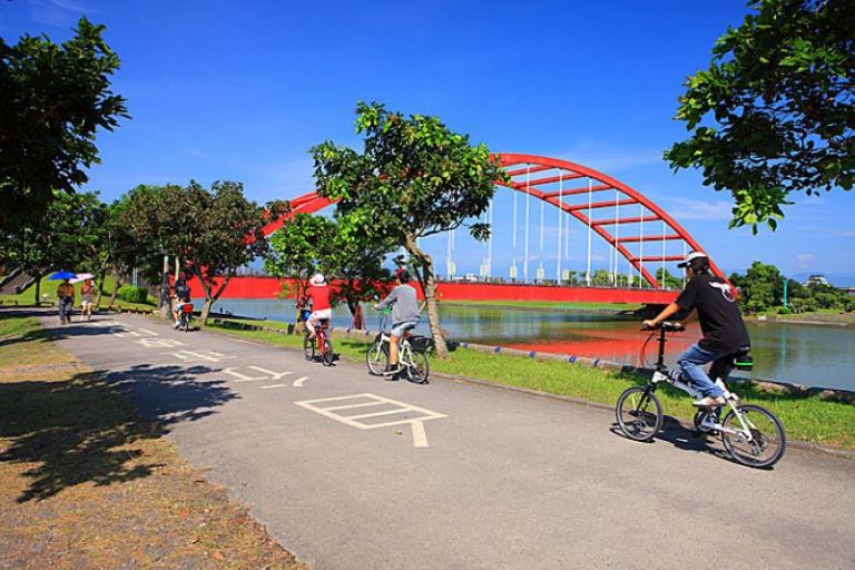 冬山河親水公園兩岸自行車道19日封閉