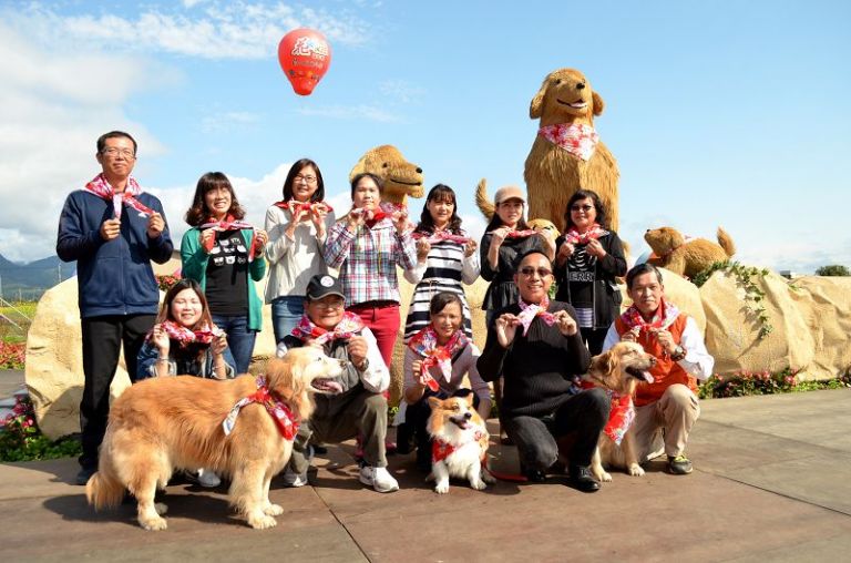 帶狗狗入三星賞花玩耍 可獲贈客家精美三角巾