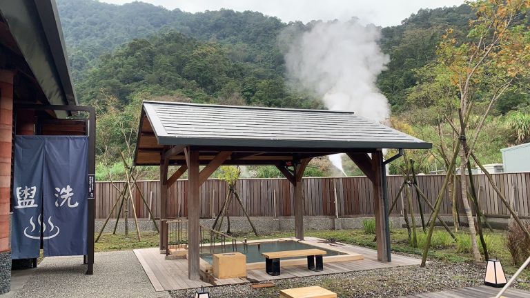清水地熱遊憩區「清水泉湯屋」今啟用 首週開放百人免費體驗
