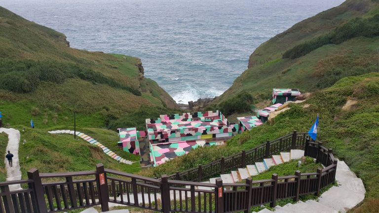 東北角新秘境「鼻頭角聽濤營區」明起限時開放