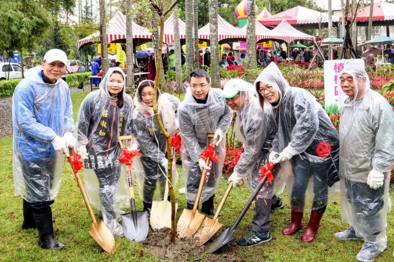 慶祝植樹節      宜蘭市舉行「植樹愛永恆」活動